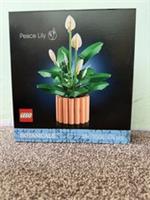 LEGO Botanicals Peace Lily Flower Decor Set 11504 - Brand New & Sealed