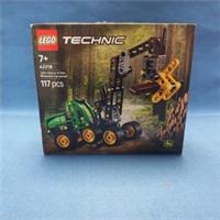 LEGO Technic 42218 John Deere 1470H Wheeled Harvester Set 117 pcs