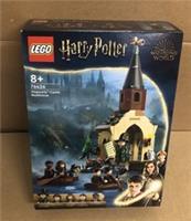 Lego 76426 Harry Potter Hogwarts Castle Boathouse New & Sealed Minor Shelfware