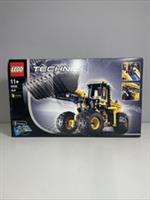 LEGO Technic 8439 Front End Loader