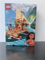 LEGO Disney Princess: Moana's Wayfinding Boat (43210)