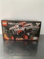 LEGO TECHNIC: Monster Jam Thunderroarus Pull-Back (42200)