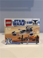 LEGO Star Wars Set Assassins Droid Battle Pack. 8015 BNIB.