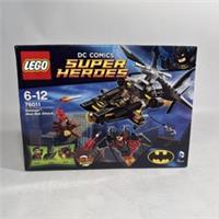 LEGO DC Super Heroes Batman Man-Bat Attack 76011