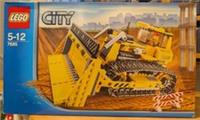 LEGO CITY: Dozer Construction New Sealed Retired Building Set Gift 7685 DAMAGED