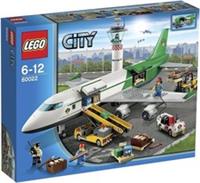 LEGO CITY Cargo Terminal 60022 Aeroplane Plane Brand New Sealed DAMAGED BOX**