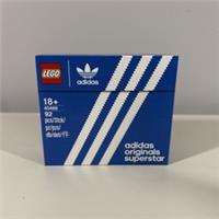 LEGO Icons: Mini Adidas Originals Superstar (40486)