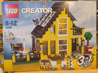 LEGO CREATOR: Beach House 3 In 1 New Sealed Retired Model Toy 4996 Damaged Box