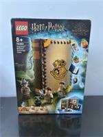 LEGO Harry Potter: Hogwarts Moment: Herbology Class (76384) Brand New