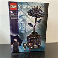Lego Wednesday 76784 Black Dahlia Flower Construction Building Toy New