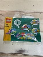 LEGO Creator Free Fish Builds - Make it Yours Polybag Set #30545.