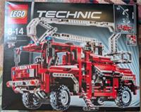 LEGO TECHNIC: Fire Truck Building Model Toy New Sealed Retired Set 8289 **