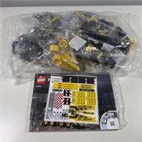 LEGO TECHNIC: Mobile Crane (42108) - NO BOX