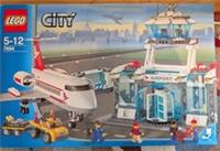 LEGO CITY: Airport Building Model Toy New Sealed Retired Damaged Box 7894