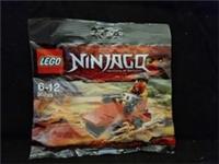 LEGO NINJAGO Kai And Ship Set 30293 Brand New Polybag Sealed