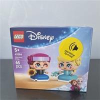 LEGO Disney Frozen Mini Anna & Elsa 43284 Building Set