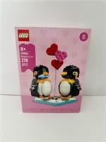 Lego 40886 Penguins In Love Set GWP Penguin Heart NEW Sealed UK