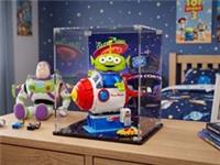 BRIXBOX Display case LEGO Toy story: Alien with Pizza Planet Rocket Ride 43307