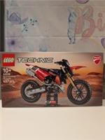 Lego Technic 42238 Ducati Desmo450 MX Factory Motorcycle - NEW & SEALED