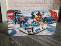 LEGO Seasonal: Ice Skating Rink (40416) #M