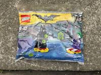 Kids LEGO THE JOKER BATTLE TRAINING Batman Small Set New 30523 In Plastic Bag