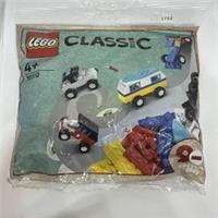 LEGO CLASSIC: 90 Years of Cars (30510) Poly Bag