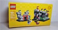 Lego 40775 Mini Knight's Castle (Brand New & Sealed) Box Damage