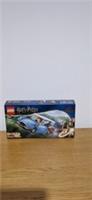 LEGO Harry Potter: Flying Ford Anglia (76424)