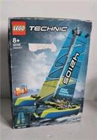 LEGO Technic Catamaran 42105 Complete Set Water-Floating