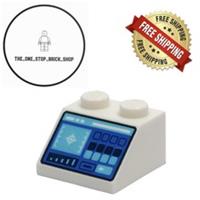 LEGO White Slope 45 2 x 2 with Control Panel 3039pb140 (5 Pack)