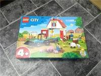 LEGO City 60346 Barn & Farm Animals Set 230 Pieces New Sealed