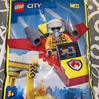 LEGO CITY FIREFIGHTER & JET 952209 NEW AND SEALED
