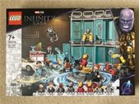 LEGO Marvel Super Heroes: Iron Man Armoury (76216) NEW fast dispatch Tracked