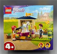 LEGO Friends - Pony-Washing Stable (Set 41696) Brand New & Sealed