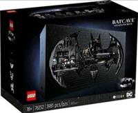 LEGO DC Comics Super Heroes: Batcave Shadow Box (76252) ⭐Brand New & Sealed⭐
