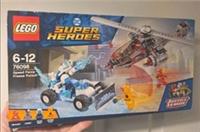 LEGO DC 76098 Speed Force Freeze Pursuit Set New Sealed BNIB The Flash Rare