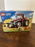 Lego City - Farm Tractor (60287) - New & Sealed