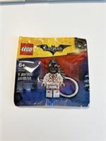 Lego Batman Kiss Kiss Tuxedo Batman Keyring Polybag NEW AND SEALED