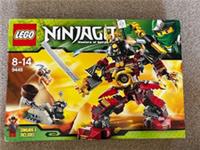 LEGO 9448 SAMURAI MECH NEW SEALED NINJAGO SET BUT DAMAGED BOX