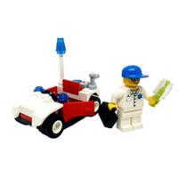 Genuine LEGO Mobile EMT Doctor Nurse Minifigure Syringe Hospital Ambulance Car