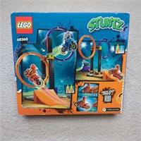 LEGO City Stuntz Spinning Stunt Challenge 60360 Boys Girls 6+ Stunt Bike Set