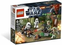 Lego Star Wars Endor Rebel Trooper & Imperial Trooper 9489 Battle Pack Retired