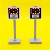 NEW LEGO Train Track Part Level Crossing Signs x2 Street Road Traffic Light