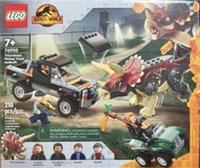 Lego Jurassic World Dominion: Triceratops Pickup Truck Ambush (76950) New Boxed