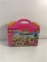 Lego 10684 Juniors Supermarket Suitcase 134 pieces age 4 - 7 ~NEW Lego Sealed