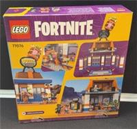 LEGO Fortnite 77076 Durr Burger Restaurant 546pcs Bonus in-game outfit 10+