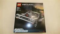 Lego 42111 Technic Fast & Furious Dom's Dodge Charger BNIB