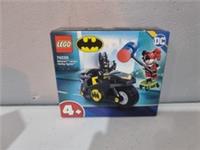 LEGO Super Heroes: Batman versus Harley Quinn (76220) NEW Retired Set