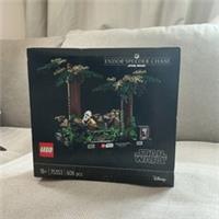 lego star wars: endor speeder chase diorama 75353