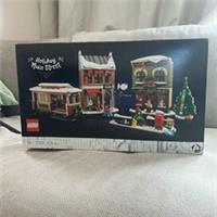 LEGO Icons: Holiday Main Street (10308)